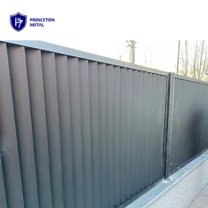 Privacy recinzione in alluminio per porta finestra a muro con otturatore a stecca pannello feritoia