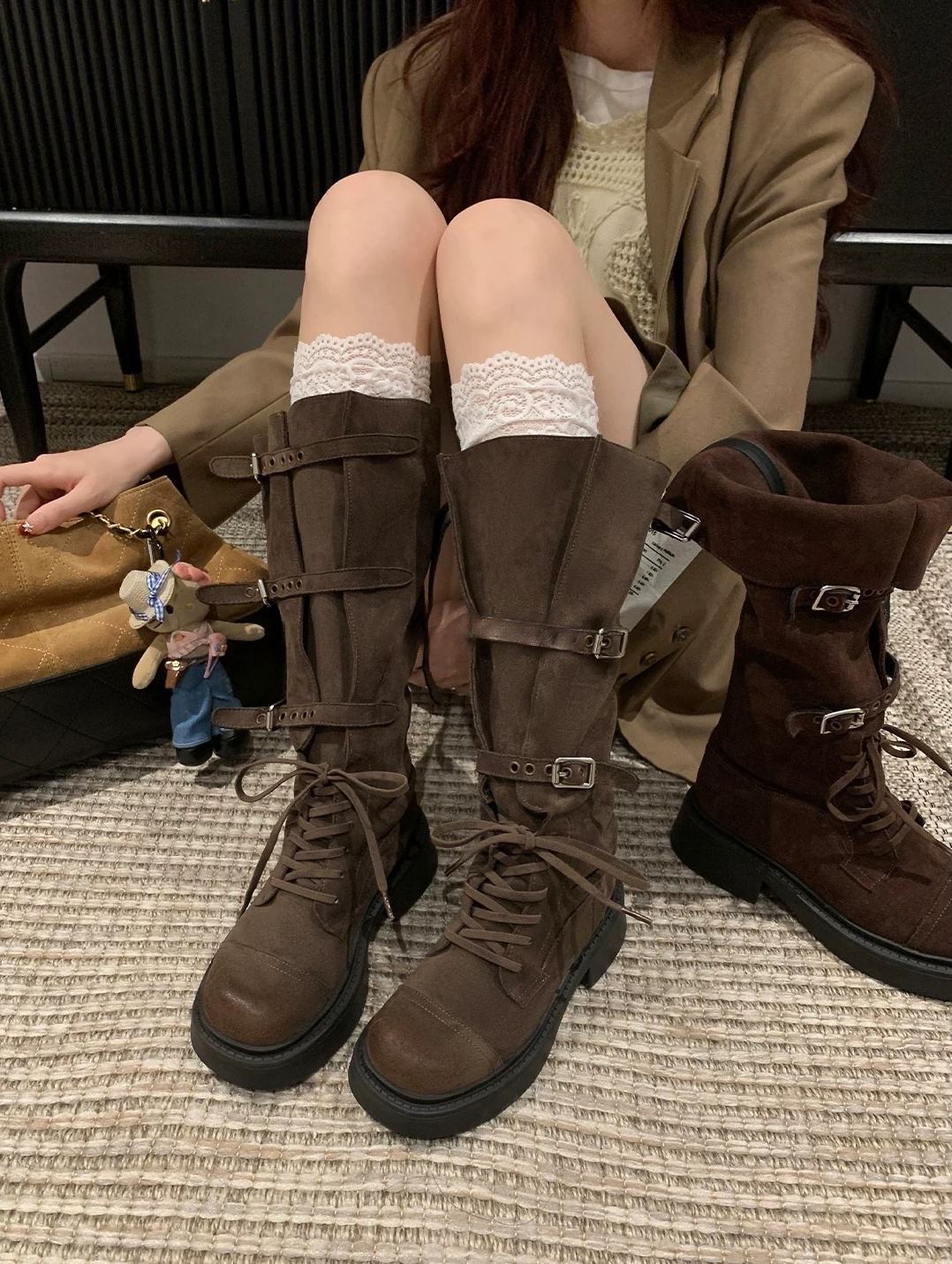 สีน้ำตาล