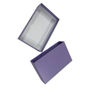 Cajas de Regalo Rígidas Personalizadas en Morado con Diseño Extraíble, Recubrimiento UV, Grabado en Relieve y Laminado Mate para Empaque de <span class=keywords><strong>Calcetines</strong></span> y Pieles - Product Image 6