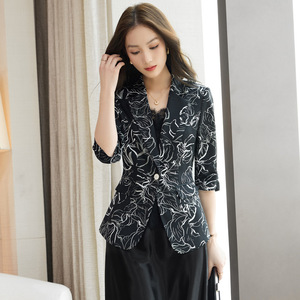 Women's Chiffon Blazer Set With Floral Print Elegant Summer Suit For Middle Aged Women - Product Image 2