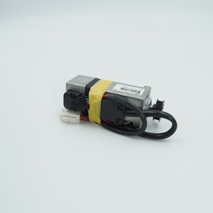 Robot industriel A-B-B IRB120, moteur à cinq axes, moteur à six axes, cuivre pour l'automatisation industrielle, équipement électrique - Product Image 3