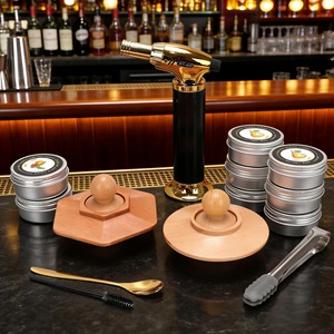 Kit <span class=keywords><strong>de</strong></span> <span class=keywords><strong>fumage</strong></span> pour whisky en stock, <span class=keywords><strong>copeaux</strong></span> <span class=keywords><strong>de</strong></span> bois fruités multi-saveurs, ensemble <span class=keywords><strong>de</strong></span> <span class=keywords><strong>fumage</strong></span> pour cocktails en fût <span class=keywords><strong>de</strong></span> bois massif pour bar à domicile - Product Image 1
