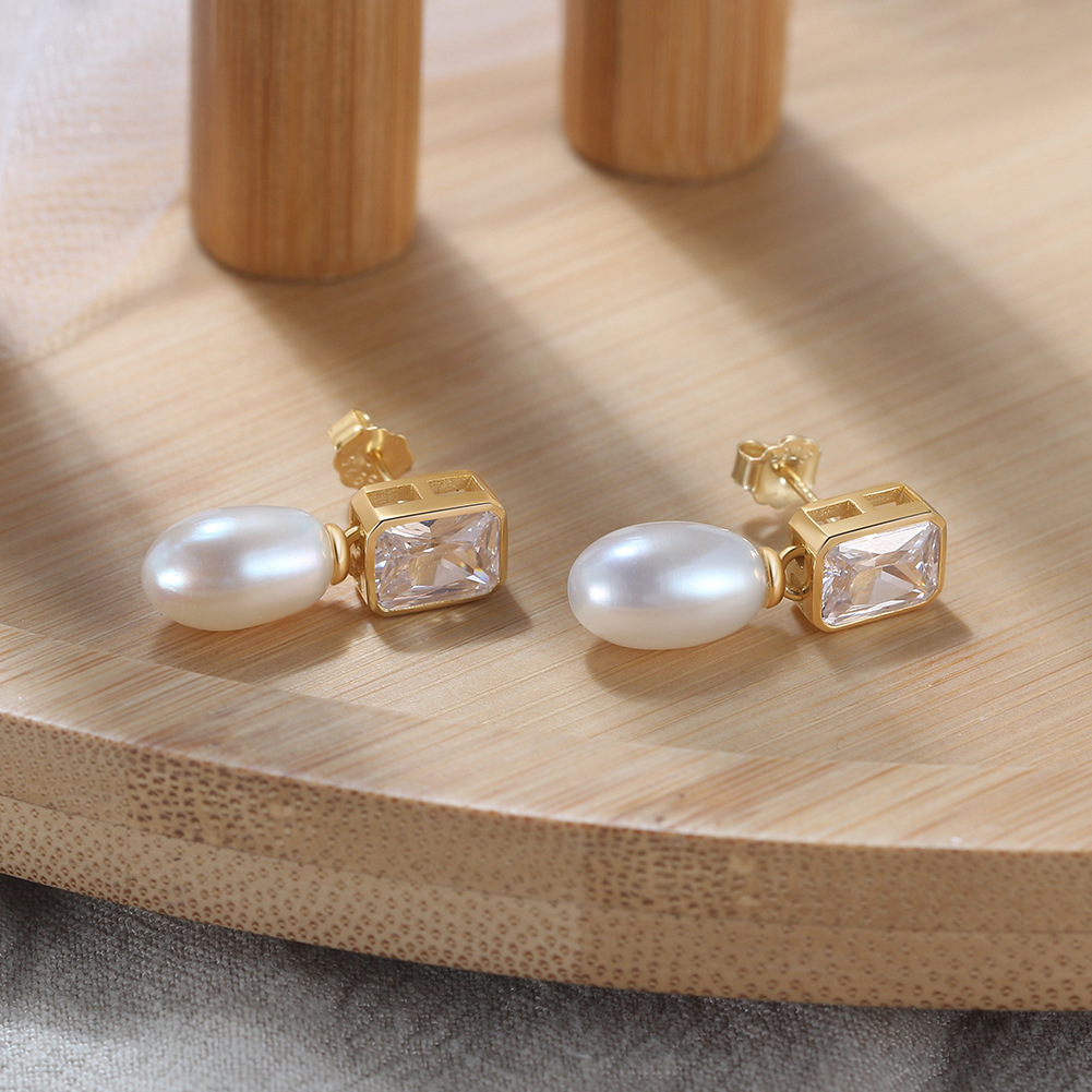 14K gold natural freshwater pearl 4A zirconia