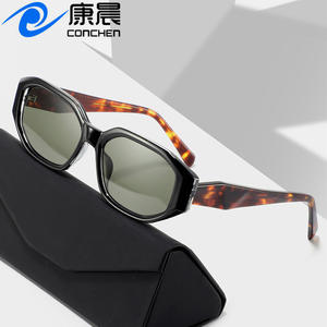 Lunettes de soleil unisexes, monture noire, verres TAC, UV400, légères, pour le voyage, la mode, la conduite, protection solaire, style européen - Product Image 3
