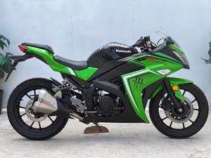 <span class=keywords><strong>Moto</strong></span> à essence d'occasion Kawasaki <span class=keywords><strong>Mini</strong></span> Ninja avec un moteur de 400 cm3 - Motos sportives - Product Image 5