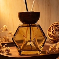 Diffuseur de parfum minimaliste noir géométrique avec bouchon en bois à vis, gravure personnalisée, flacon vide pour huiles aromatiques, cadeau pour chambre, salle de bain, bureau