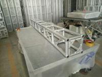 Truss d'éclairage et audio DJ 300x300 à connexion par boulons, robuste et économique, fourni directement par l'usine