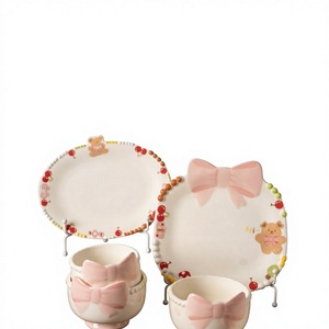 Juego de Platos de Cerámica con Relieve, Diseño Original y Lindo, con Lazo Rosa y Cuentas, Vajilla Irregular para Comer en Casa - Product Image 4