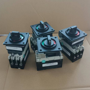 Interruptor de Alimentación del Gabinete de Control del Robot FANUC MATE, Interruptores Independientes de 3P y 24V - Product Image 1