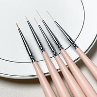 Ensemble de 9 pinceaux à ongles en bois rose mat avec poils en nylon importés pour la peinture d'ongles professionnelle en salon