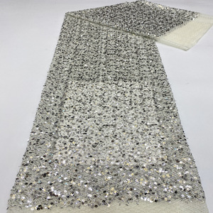 Tubo de cuentas + tela de vestido bordado de malla aleatoria de lentejuelas - Product Image 1