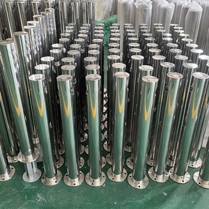 Poteau de borneurage fixe en acier inoxydable pour parking urbain, barrière à chaîne en acier pour la limitation de circulation des piétons - Product Image 6
