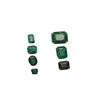Lot de pierres précieuses brutes d'émeraude naturelle 5,90 carats, émeraude verte brute, pierres lâches pour la fabrication de bijoux, la pratique artisanale, vente en gros - Product Image 1