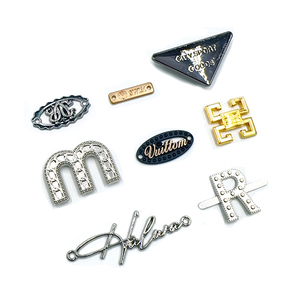 Tùy Chỉnh <span class=keywords><strong>3D</strong></span> Kim Loại Tag Logo Thiết Kế Thời Trang Thương Hiệu Chữ Kim Loại Nhãn Quần Áo Cho Túi Xách Kim Loại Nhãn Tag - Product Image 3