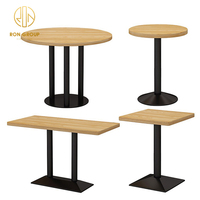 Ensemble Table et Chaises Mobilier de Banquette pour Restaurant, Café Commercial, Fast-Food et Salon de Café en Bois Rond
