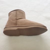 Bottes d'hiver en fourrure de mouton pour femmes, chaudes, doublées de fourrure de mouton, résistantes au froid, décontractées, pour l'extérieur