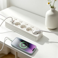 Multiprise standard européenne avec 4 prises CA et interrupteurs indépendants, 2 ports de charge USB-A + 2 ports de charge Type-C, certifiée CE
