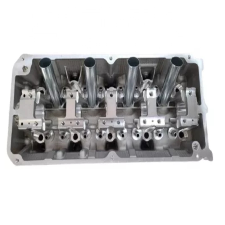 Auto Parts 4G63 4G64 Cylinder Head MD305479 New Compatible