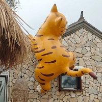 Statue d'animal en résine de fibre de verre personnalisable, grand format, durable, pour signalisation de magasin géant, point de repère de centre commercial, sculptures de chat de grande taille