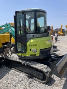 Excavatrice Yanmar populaire de haute qualité en bon état petite mini pelle sur chenilles 4 TON chenilles en caoutchouc fabriquées au Japon - Product Image 2