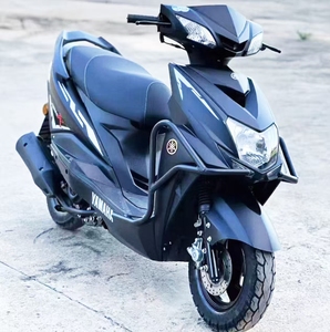 Yamaha <span class=keywords><strong>Cygnus</strong></span> 125 Comfort Edition - Design axé sur le confort, moteur 125cc, EFI et amortisseurs arrière réglables. - Product Image 5