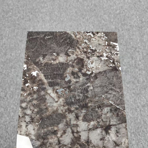 Plaques stratifiées en acrylique incrustées d'or et d'argent, utilisées pour les plans <span class=keywords><strong>de</strong></span> <span class=keywords><strong>travail</strong></span> <span class=keywords><strong>de</strong></span> cuisine et les murs ou les murs <span class=keywords><strong>de</strong></span> fond du salon - Product Image 4