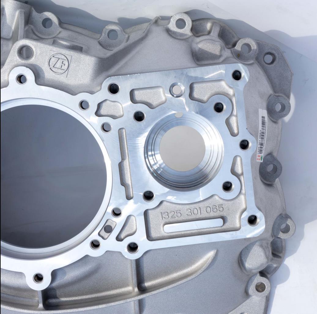 1325.301.065 Rear Cover Housing for ZF Transmission Parts