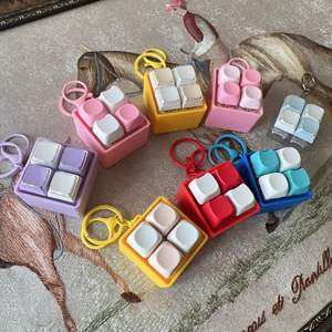 Llavero con teclado <span class=keywords><strong>de</strong></span> cuatro teclas LED <span class=keywords><strong>de</strong></span> <span class=keywords><strong>voz</strong></span>, botón <span class=keywords><strong>de</strong></span> presión táctil, llavero <span class=keywords><strong>de</strong></span> descompresión con teclas - Product Image 4