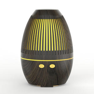 Diffuseur d'arômes YX-337 effet bois, mini humidificateur USB 5V avec lumière colorée pour la maison et la voiture - Product Image 4