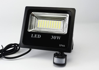 Projecteur LED de sécurité extérieur à détecteur de mouvement PIR 30W