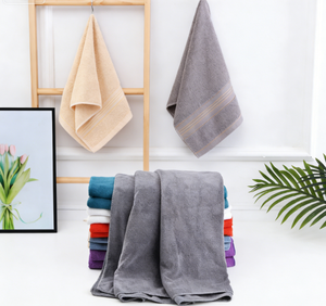 Serviette de bain en microfibre ; Serviette pour hôtel, salle de sport, fitness et plage - Product Image 4