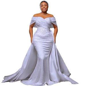 Abito da sposa a sirena di lusso 2026 con maniche aperte e pizzo perlato - Product Image 5