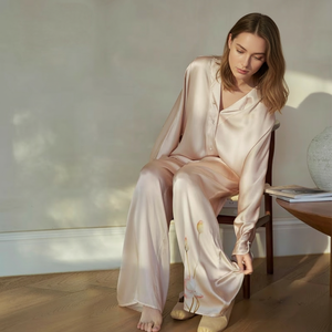 Nuova primavera da donna <span class=keywords><strong>pigiama</strong></span> in raso stile cinese completo <span class=keywords><strong>con</strong></span> ampi <span class=keywords><strong>bottoni</strong></span> di perle in seta di simulazione stile nazionale - Product Image 5