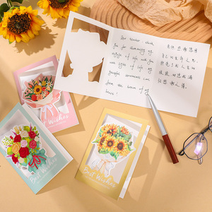การ์ดอวยพรแบบสามพับลายดอกไม้ฉลุลาย OEM ขายส่ง การ์ดอวยพรสำหรับวันครู พร้อมคำอวยพร - Product Image 2