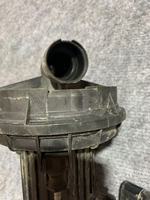 SPARE PART MOBIL BEKAS ASLI UNTUK AUDI R8 & Lamborghini Huracan Pompa Udara OEM 4S0906601A 2018