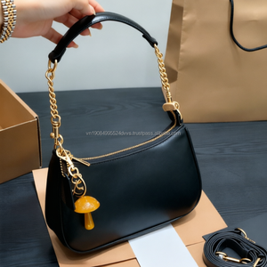 Bolso de Mano de Lujo con Colgante de Cereza, Diseño Vintage de Nueva York, para Mujer, con Cierre de Cremallera, Dos Correas, Impermeable - Product Image 5