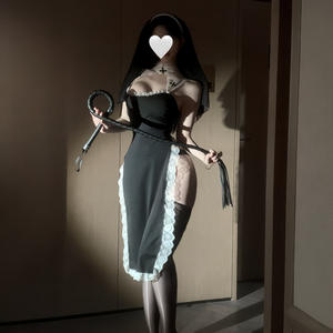 Vestido de encaje con aberturas altas y diseño calado, estilo disfraz de monja, lencería tipo body de control ligero, puro pero seductor - Product Image 3