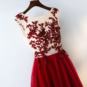 Burgundy Evening Gown Scoop Neck Floral Print Tulle Skirt Long Dress For Reunion Events - Product Image 2