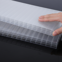 Panneau de toiture en polycarbonate alvéolaire transparent résistant aux UV à 4 parois pour véranda, lucarne, auvent - Vente en gros - Usine OEM