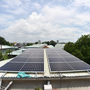 Système d'énergie solaire de haute qualité Panneaux solaires intégrés avec batterie et <span class=keywords><strong>onduleur</strong></span> pour usage domestique - Product Image 4