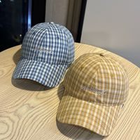Casquette à visière incurvée en gros avec lettres brodées pour femmes