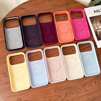 Coque de téléphone magnétique en silicone liquide couleur unie pour iPhone 17 18 Pro Max, antichoc, souple, compatible avec la charge sans fil