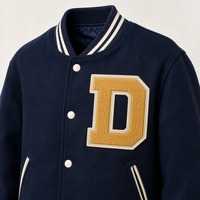 Patch brodé 3D lettre D personnalisé thermocollant avec dos auto-agrippant pour blouson bomber – Vente en gros de patchs thermocollants à dos auto-agrippant