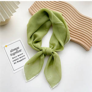 Petit foulard carré uni de 70 cm pour femme, voile transparent d'été, foulard décoratif polyvalent, foulard fin de plage, foulard musulman - Product Image 2