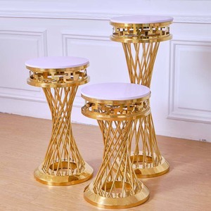 ชุดตั้งเค้กแต่งงานสุดหรู<span class=keywords><strong>3</strong></span>ชิ้นสำหรับโต๊ะของหวานของตกแต่งงานแต่งงานที่สมบูรณ์แบบพร้อมกล่องบรรจุ - Product Image 1