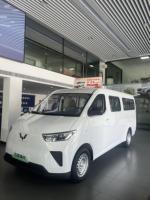 WULING YANGGUANG 2024 MINI EV VÉHICULE À ÉNERGIE NOUVELLE POUR L'EXPORTATION 4 PORTES 2 PLACES Batterie 9,2 kWh Moteur 100-150 kW Autonomie 300 KM PURE