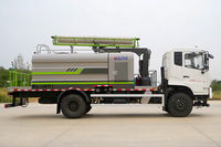 Camion de nettoyage de panneaux solaires Dongfeng 4x4 |   Véhicule de lavage de modules photovoltaïques PV de 10 m³, bras de travail de 3,5 m 180° ° Rotation des stocks pour la vente