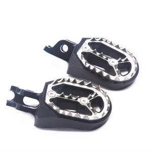 Reposapiés CNC universales de alta calidad para <span class=keywords><strong>Motocross</strong></span>, <span class=keywords><strong>precio</strong></span> de fábrica barato, dientes de tiburón de acero inoxidable, clavijas de aluminio para bicicleta de Cross - Product Image 1