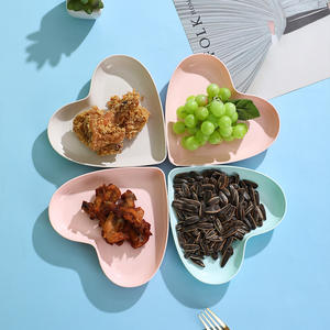 Тарелка ZB0706 в форме сердца, для торта, десертов, фруктов, пластиковая, для сухофруктов, для двоих - Product Image 1