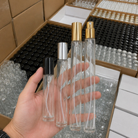 Flacon de parfum portable 2ml 3ml 5ml 10ml en verre avec capuchon UV argenté, doré ou noir, tube pulvérisateur de poche avec pompe à brume, atomiseur de parfum